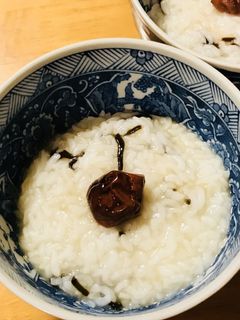 かんたんおかゆ●塩昆布のシンプルお粥-レシピのメイン写真