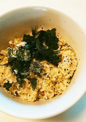 梅干とサバ味噌煮缶の炊き込みご飯-レシピのメイン写真