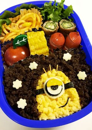 ミニオン♪そぼろ弁当♪キャラ弁-レシピのメイン写真