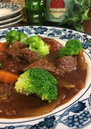 ごろっとお肉のビーフシチュー-レシピのメイン写真