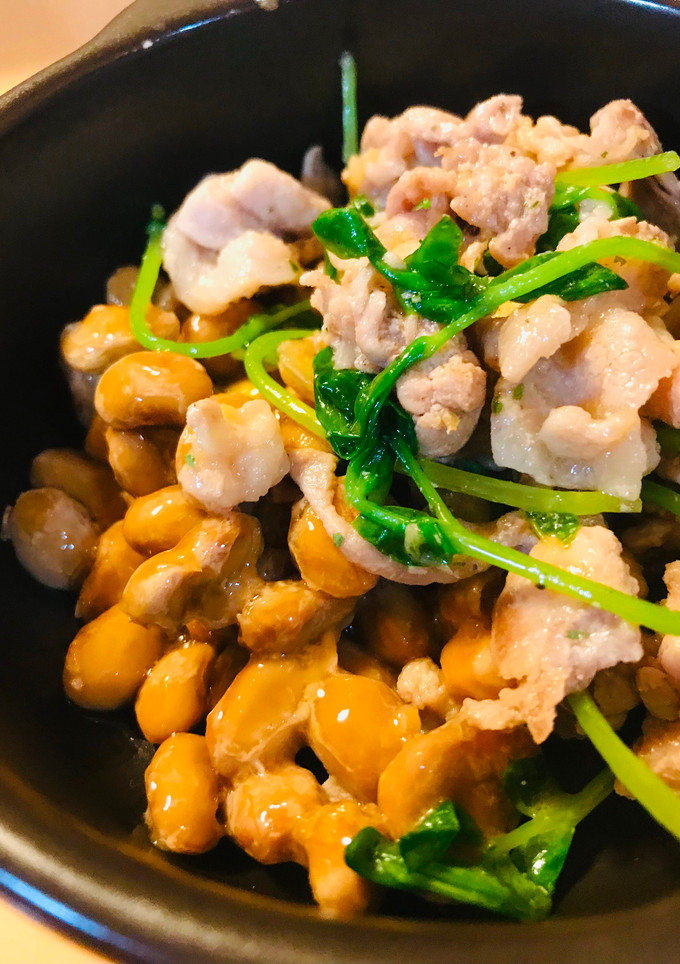 毎日の納豆●豚こまぎれ肉の炒めものと-レシピのメイン写真