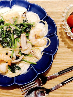 エビとほうれん草の塩辛クリームパスタ-レシピのメイン写真