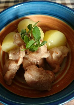 新ジャガイモと鶏モモ肉の甘辛煮-レシピのメイン写真