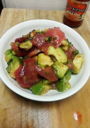 マグロとアボカドのスイートチリソース混ぜ-レシピのメイン写真