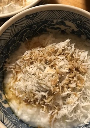 かんたんおかゆ●しらすをのせた塩粥-レシピのメイン写真