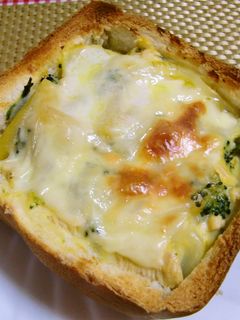 【ハイジ様】スープ　カレー　パングラタン　手作り　菓子　パン 食パンde☆スープカレーグラタン❤ by abumix 【クックパッド