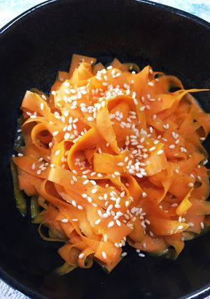 お弁当の赤！5分で完成！人参バター炒め-レシピのメイン写真