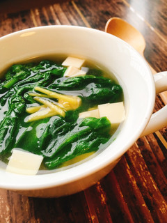 簡単☆たっぷりレタスと豆腐のスープ-レシピのメイン写真
