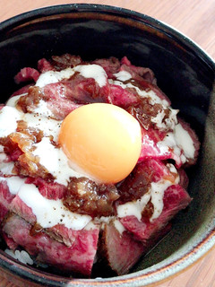 おうちで簡単!ローストビーフ丼-レシピのメイン写真