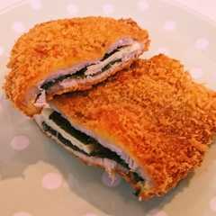 รูปของ 簡単＊梅しそチーズとんかつ♪