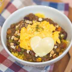 รูปของ 疲労回復キーマカレー丼