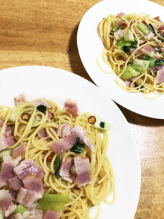 青梗菜とベーコンのペペロンチーノ♪-レシピのメイン写真