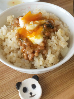 幸せ朝食♪「温玉入り山葵納豆」-レシピのメイン写真