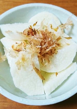ポン酢をかけるだけ☆鰹節のせ長芋-レシピのメイン写真