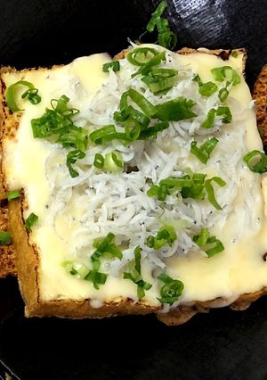 【糖質制限】厚揚げしらすチーズ焼き♡-レシピのメイン写真