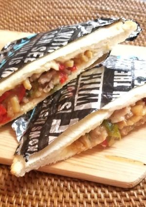青椒肉絲のホットサンド-レシピのメイン写真
