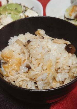 旨味たっぷりキノコご飯-レシピのメイン写真