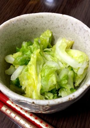 ポリ袋でモミモミ♪キャベツ浅漬け♡-レシピのメイン写真
