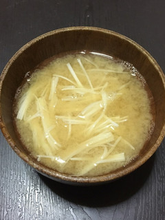 サラダ感覚で♪白い野菜(食材)の味噌汁-レシピのメイン写真