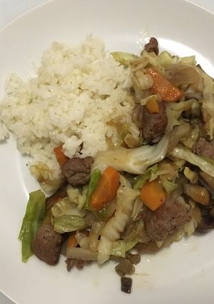 スペイン国内食材使用☆肉野菜炒め定食-レシピのメイン写真