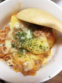 ジャガイモとトマトのチーズ焼き-レシピのメイン写真