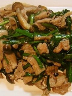 油を使わない!豚肩ロースのニラ炒め-レシピのメイン写真