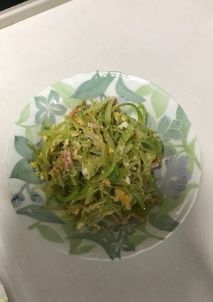 ブロッコリーの茎(芯)とベーコン炒め-レシピのメイン写真