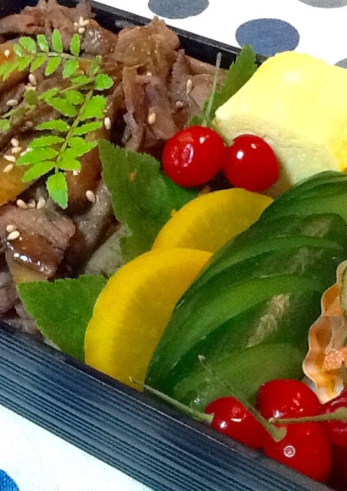 牛コマ・ごぼう・焼肉タレで簡単牛丼風弁当-レシピのメイン写真