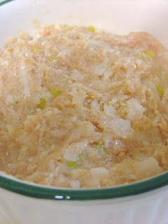 お鍋に(´▽`♥)簡単鶏れんこん団子-レシピのメイン写真