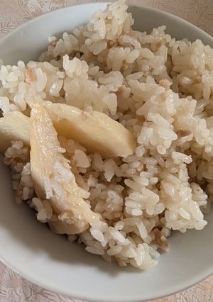 簡単★水煮たけのこと挽肉の炊き込みご飯-レシピのメイン写真