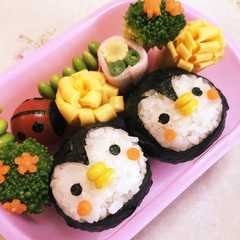 รูปของ 幼稚園（年少）の春の遠足弁当