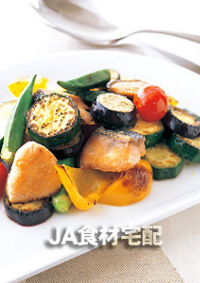 秋鮭と夏野菜の焼きサラダ-レシピのメイン写真