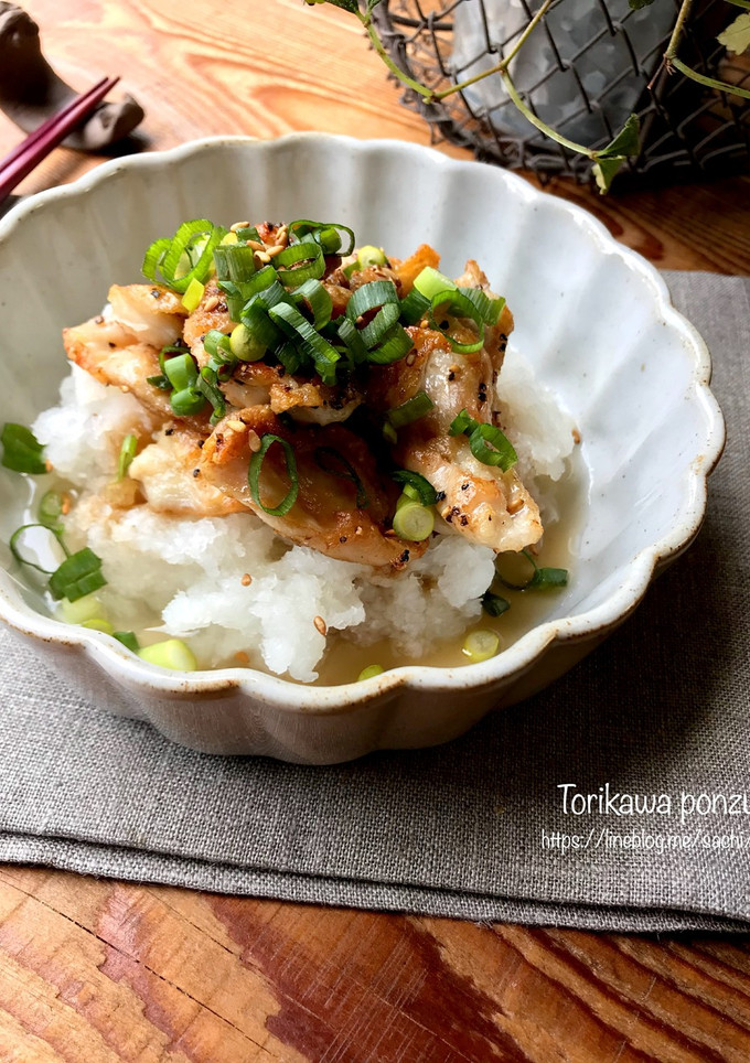 残った鶏皮で簡単おつまみ！鶏皮ポン酢-レシピのメイン写真