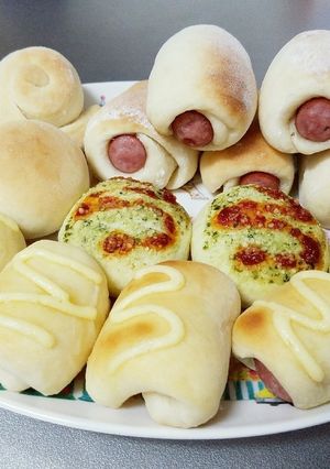 ウインナーロールパン-レシピのメイン写真