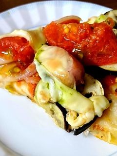 大盛りトマトの夏野菜ピザ-レシピのメイン写真