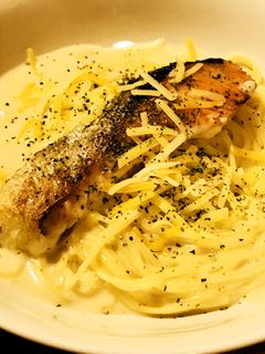 鮭切り身のベシャメルソース風パスタ-レシピのメイン写真