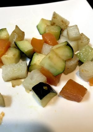 ［離乳食］ズッキーニと長芋のソテー-レシピのメイン写真