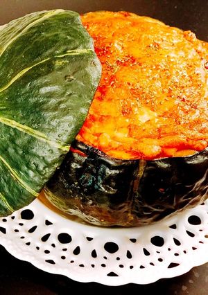 インパクト抜群！まるごとかぼちゃグラタン-レシピのメイン写真