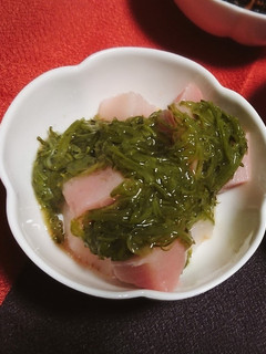 びんちょうまぐろのめかぶかけ-レシピのメイン写真