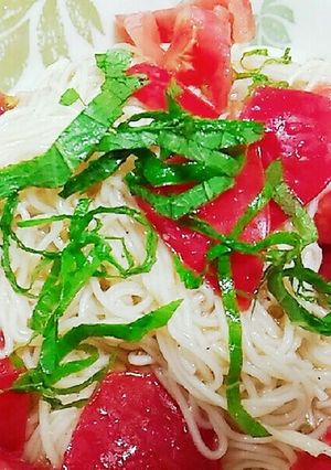 暑くなったら❤トマトと大葉のにんにく素麺-レシピのメイン写真