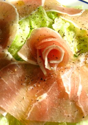 超簡単!生ハムサラダ-レシピのメイン写真