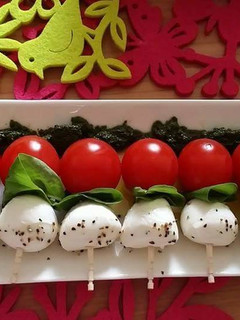 ミニトマトでコロコロかわいい❤カプレーゼ-レシピのメイン写真