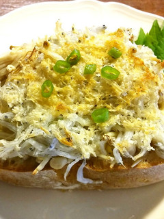 しらす干し、えのき茸のトースト-レシピのメイン写真