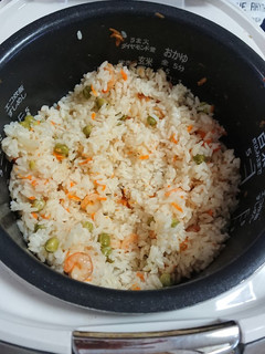 炊飯器で簡単グリンピースのピラフ-レシピのメイン写真