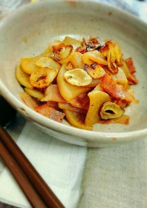 簡単☆大根とベーコンのニンニク炒め-レシピのメイン写真