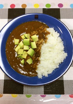 アボカド乗せカレー♪( ´θ｀)-レシピのメイン写真