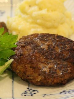 本格的ハンバーグ(ビーフ100%)-レシピのメイン写真