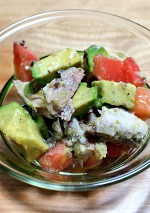 アボカドと鰯の和え物-レシピのメイン写真