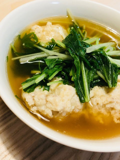 水菜とふわふわ豆腐の鶏団子スープ-レシピのメイン写真