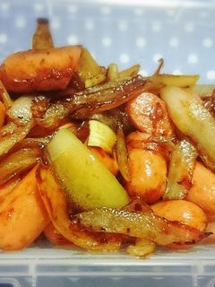 ウィンナーと玉ねぎのオイスターソース炒め-レシピのメイン写真